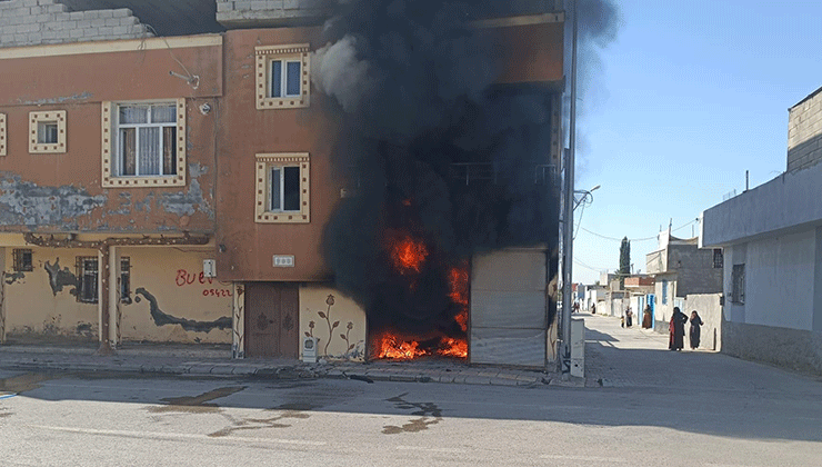 Depo yangını korkuttu