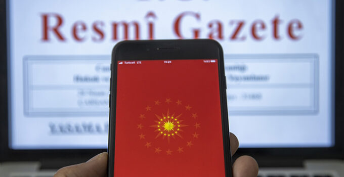 Devlet memurlarının yarım zamanlı çalışma hakkına ilişkin yönetmelik Resmi Gazete’de