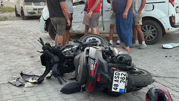 Fethiye’de motosiklet ile hafif ticari araç çarpıştı: 1 ölü