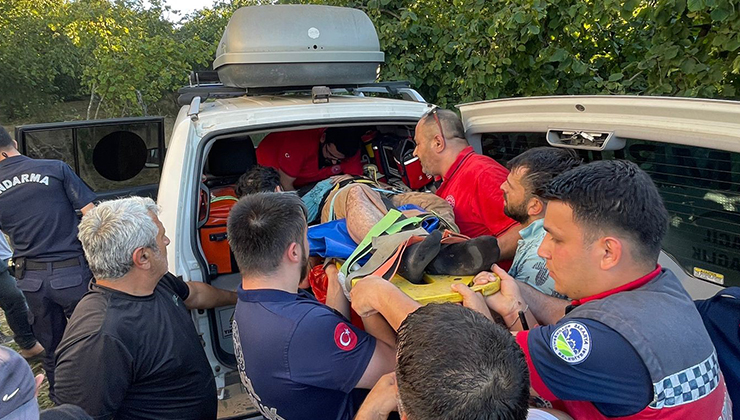 Fındık tarlasında çalışırken dereye düştü: Ekipler seferber oldu