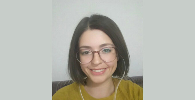 Genç kız 5. kattan düşerek hayatını kaybetti