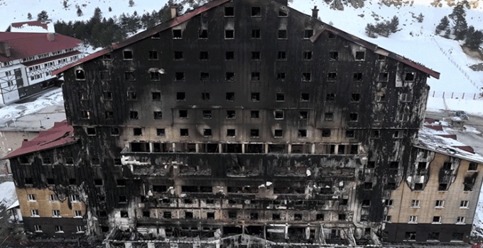 Grand Kartal Otel yangını davasında 3. gün: Sanıklar savunmada