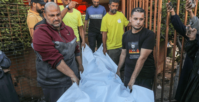 İsrail’in sabah saatlerinden bu yana Gazze’ye düzenlediği saldırılarda 15 Filistinli hayatını kaybetti