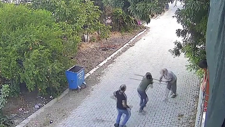 Kanlı miras kavgasında yeni görüntüler: Baba, oğullarını sopayla dövüp böyle ateş etti