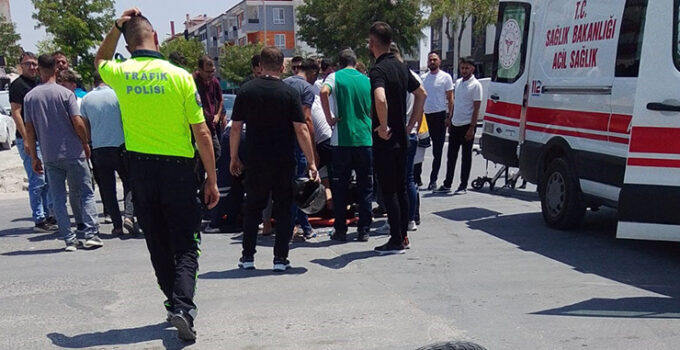 Karapınar’da motosiklet ile kamyonet çarpıştı: 1 yaralı