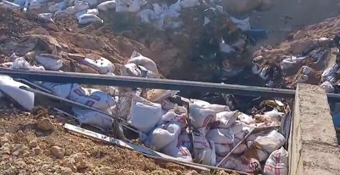 Kaza yapan tırda alevler içerisinde kalan baba ve 13 yaşındaki oğlu hayatını kaybetti