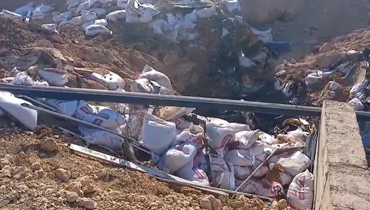 Kaza yapan tırda alevler içerisinde kalan baba ve 13 yaşındaki oğlu hayatını kaybetti