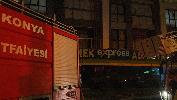 Klima motorunun patlama sonucunda lokantada yangın çıktı