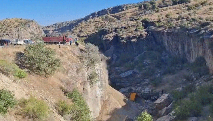 Kontrolden çıkan kamyon uçuruma düştü: 1 ölü