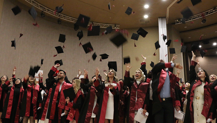 Konya Gıda ve Tarım Üniversitesi’nde mezuniyet coşkusu