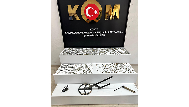 Konya’da 2 bin 108 parçalık eser tarihi eser operasyonu