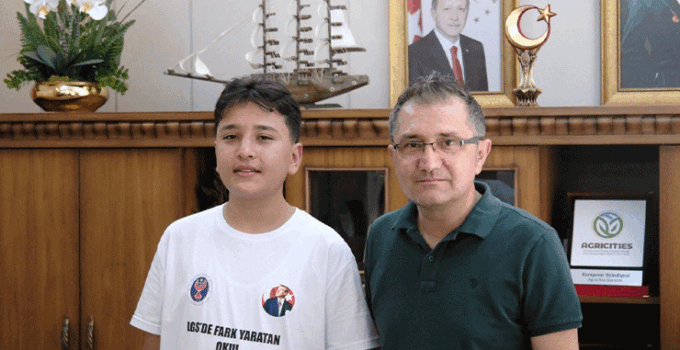 Konya’da LGS sınavında tam puan alan öğrencinin başarısı