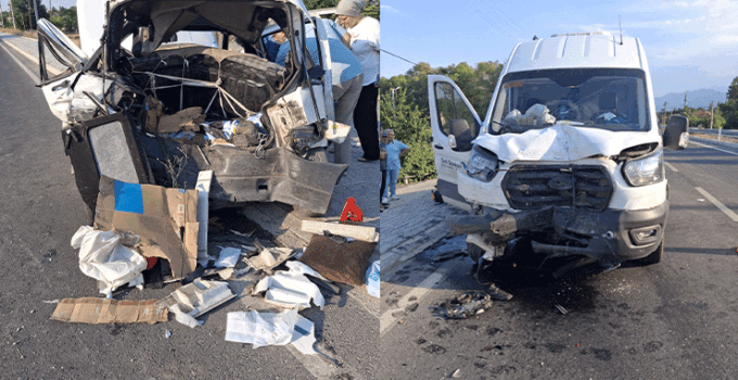 Konya’da minibüsün otomobile arkadan çarpması sonucu 3 kişi yaralandı