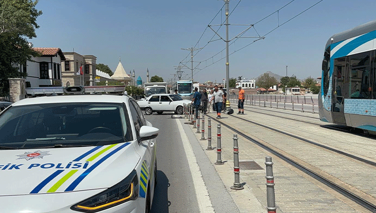 Konya’da otomobille çarpışan motosikletin sürücüsü yaralandı