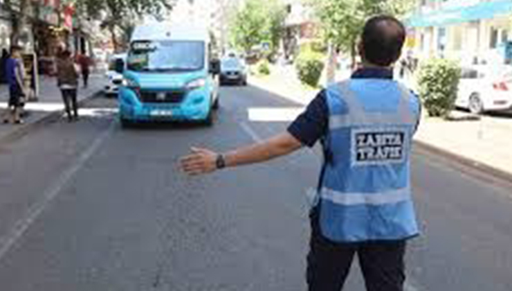 Konya’da trafik denetimleri artıyor : Zabıtalar ceza yazmaya başladı