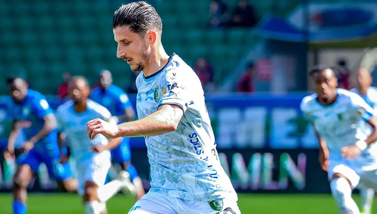 Konyaspor, Enis Bardhi ile el sıkıştı