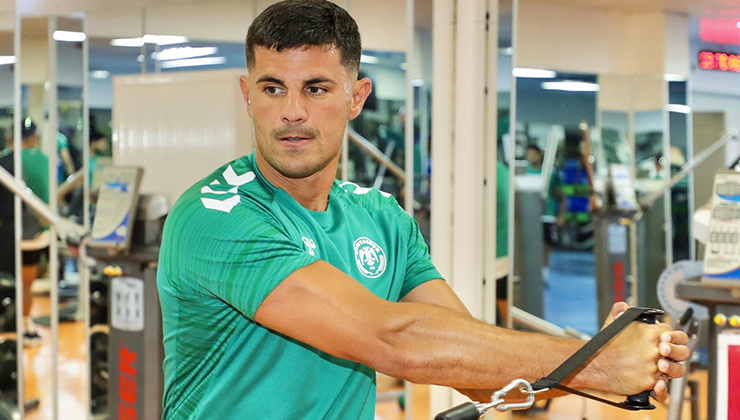 Konyaspor salonda çalıştı