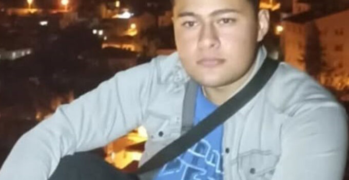 Korkutmak isterken arkadaşının ölümüne neden olmuş
