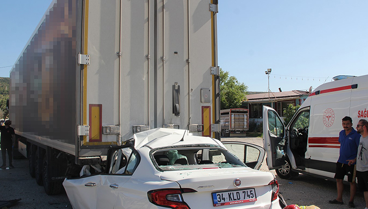 Kula’da feci kaza: Baba ve 3 çocuğu hayatını kaybetti
