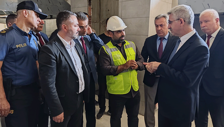 Milli Eğitim Bakan Yardımcısı Nazif Yılmaz, yeni açılan Kulu Fahrettin Koca Fen Lisesini ziyaret etti