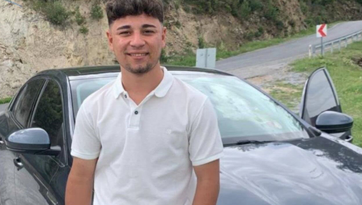 Motosiklet yarışı yapan 18 yaşındaki genç kamyonete çarpıp öldü