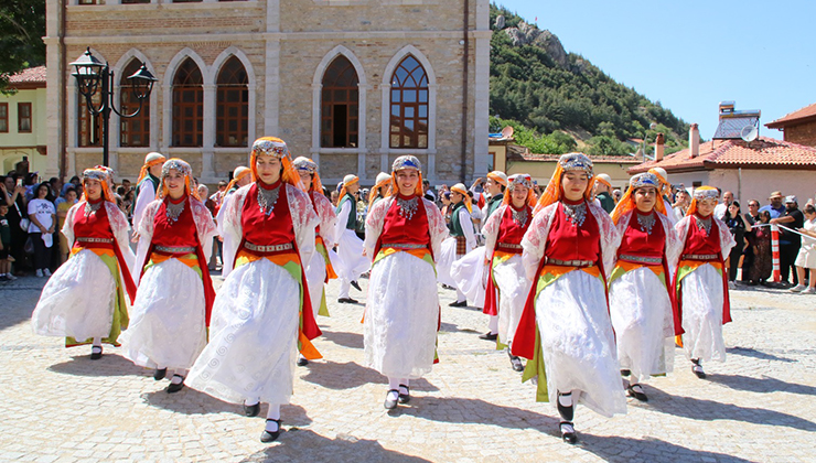 Nasreddin Hoca Şenliği, halk danslarıyla dünya sahnesine açılıyor