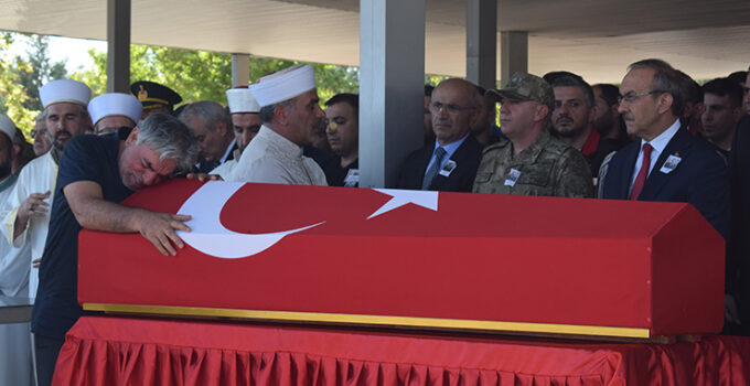 Şehit Piyade Teğmen Furkan Sert, son yolculuğuna uğurlandı
