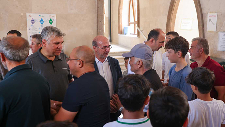 Selçukluda geleneksel “Cuma Buluşmaları” sürüyor.