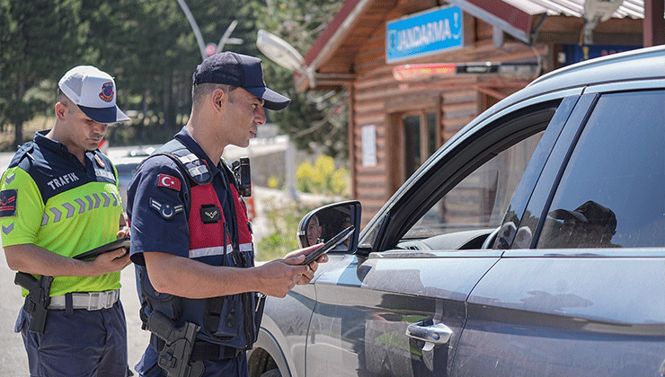 Uludağ’ın ormanlarında jandarmadan 24 saat motorize devriye