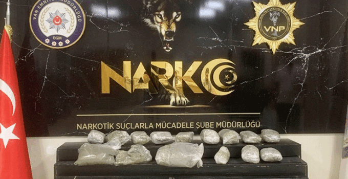 Van’da 10 kilo 120 gram skunk maddesi ele geçirildi