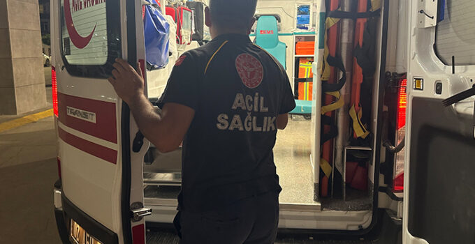 Yanlışlıkla fare zehri içen çocuk yaşam savaşı veriyor