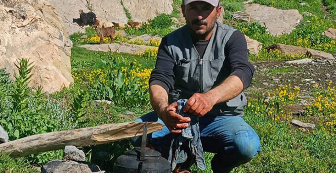 Yaylada kalp krizi geçiren çoban hayatını kaybetti