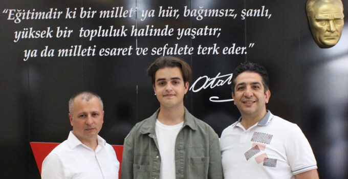 YKS’ de, bir Türkiye birincisi de Rasyonel Öğrencisi Kerem Mert Bozyiğit