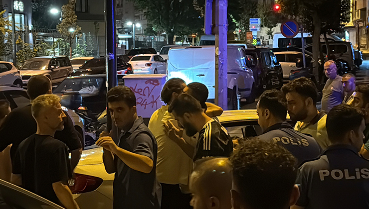 Zeytinburnu’nda intihar teşebbüsünde bulunan şahıs 5 saatin sonunda ikna edildi