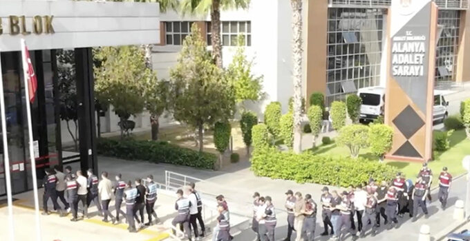 21 ildeki “yasa dışı bahis ve dolandırıcılık” operasyonlarında 8 şüpheli tutuklandı