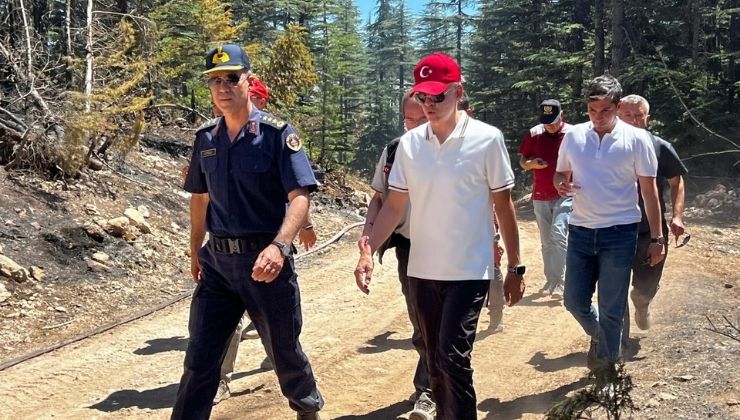 Karaman Valisi Çiçekli, Konya Orman Bölge Müdürü Mustafa Yalçın’dan bilgi aldı