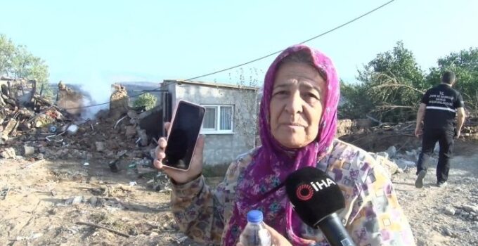 Evi yanan kadının geriye bir canı, bir kimliği, bir de telefonu kaldı