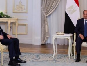 Bakan Fidan, Mısır Cumhurbaşkanı Sisi tarafından kabul edildi