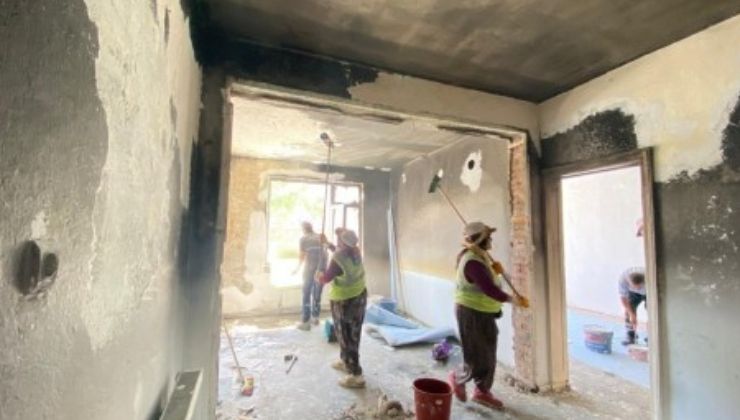 Seydişehir Belediyesinden yangında evleri zarar gören aileye destek
