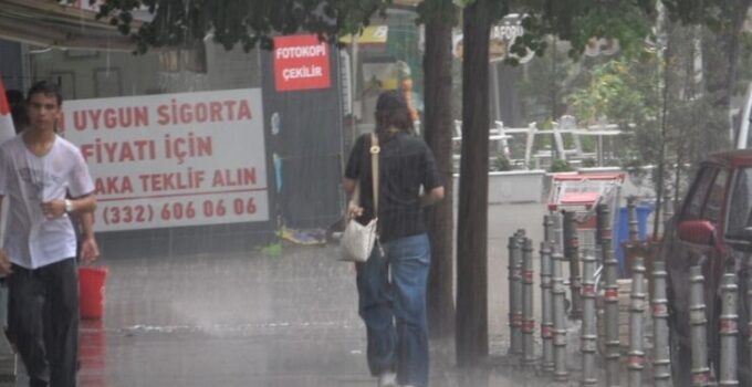 Konya’da sağanak etkili oldu
