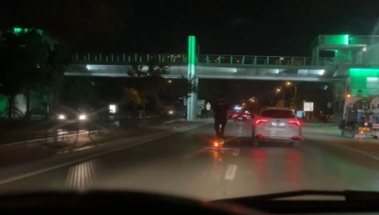 Konya’da scooterla 80-90 kilometre hızla seyrederek araçları solladı