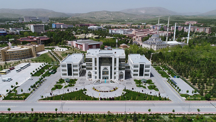 Selçuk Üniversitesi’nden binlerce öğrenciye müjde