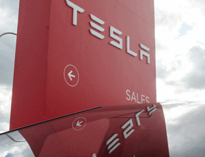 ABD’de jüri, Tesla’nın 2019’daki ölümlü kaza için 243 milyon dolar tazminat ödemesini istedi