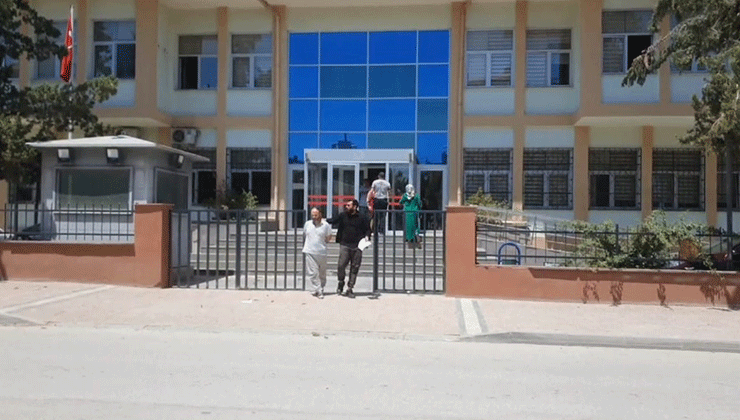 Annesini bıçaklayarak öldüren şüpheli, tedavi gördüğü hastanede yaşamını yitirdi