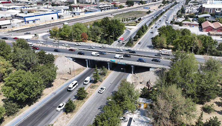 Yenileme çalışması yapılacak o kavşak, 23 Ağustos 00.00 itibariyle trafiğe kapatılacak