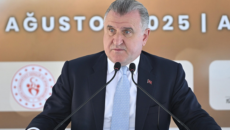 Bakan Bak: Türkiye’de bir spor tesisi devrimi yaşanmaktadır