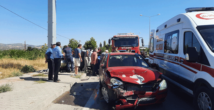 Balıkesir’de önde giden otomobile arkadan gelen araç çarptı: 1 yaralı