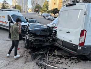 Batman’da otomobil ile minibüs çarpıştı: 1 yaralı