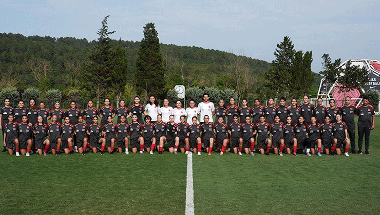 “BtcTurk ile Yeni Nesil Sahada” projesiyle genç sporcular, UEFA Gelişim Turnuvası hazırlıklarına başladı