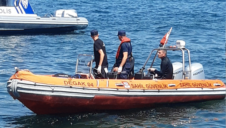 Büyükada sahilde erkek cesedi bulundu